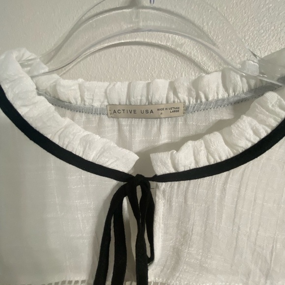 Active USA Sheer Top, size L - Picture 2 of 7